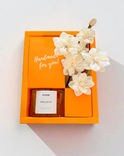 Load image into Gallery viewer, MALAYA Floral Diffuser | Sampaguita | Jasmine Fragrance