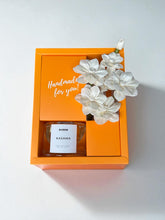 Load image into Gallery viewer, KASAMA Floral Diffuser